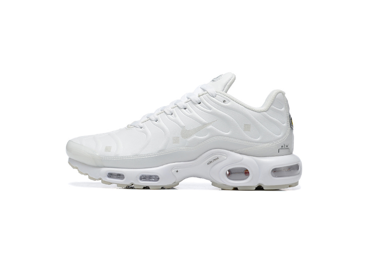 Nike Air Max Plus A-COLD-WALL en blanco