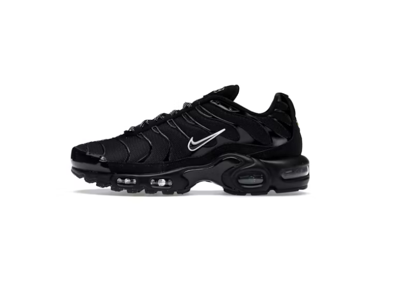 Nike Air Max Plus en negro, azul y rojo